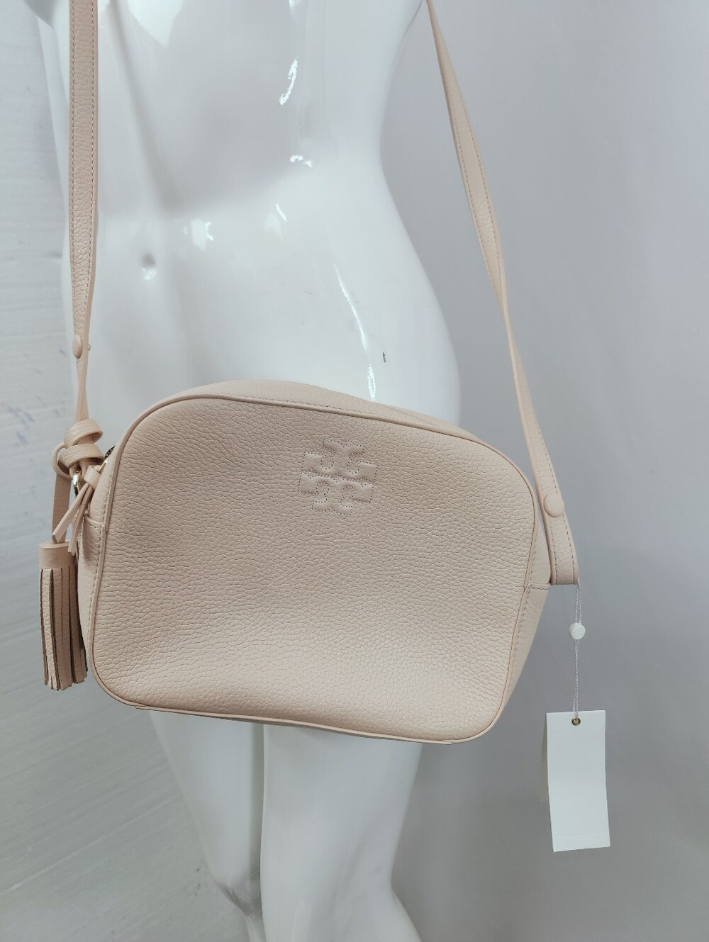 NWT Tory Burch Thea Small Pebbled Leather Shoulder Camera Bag Light Pink